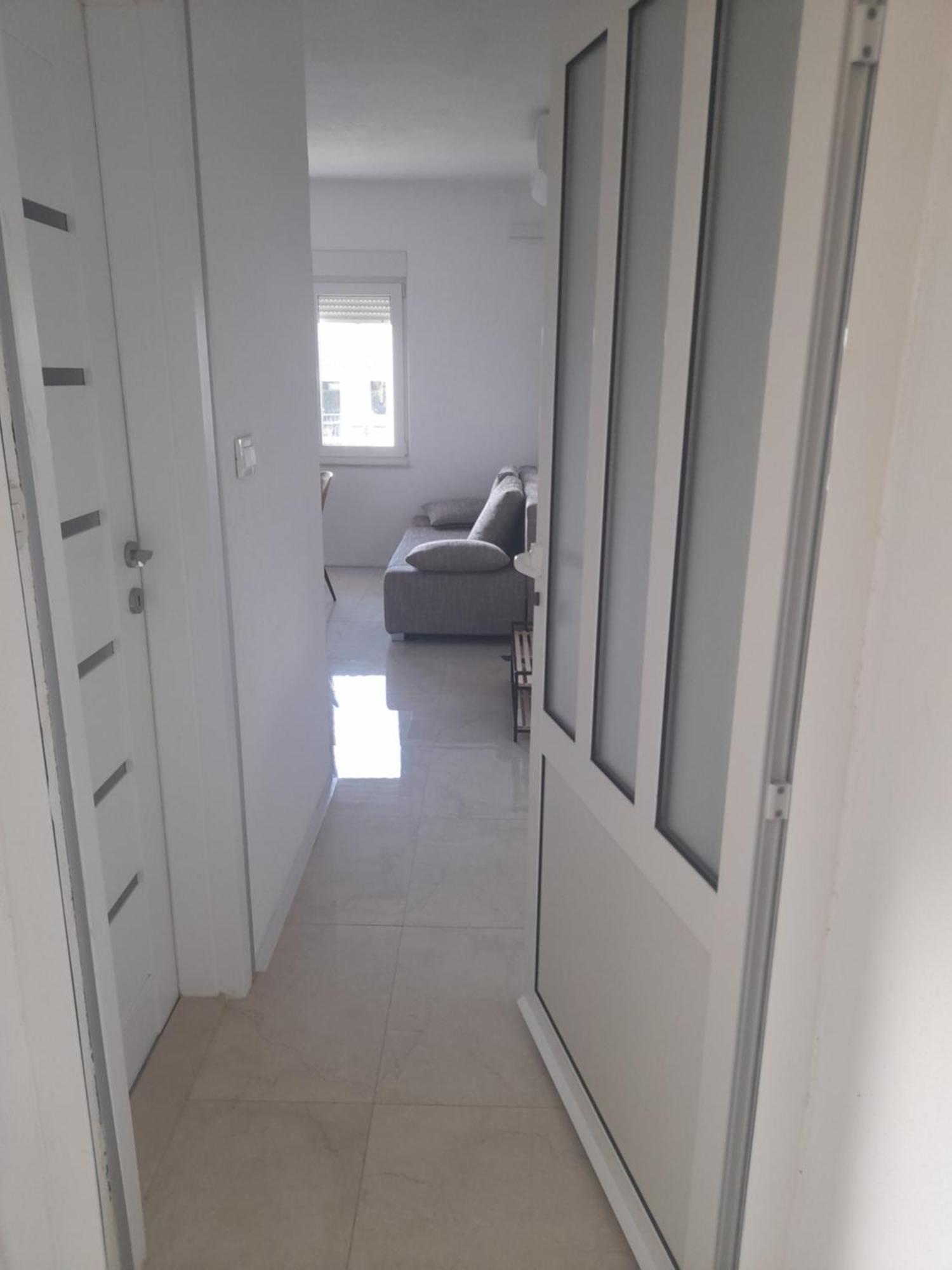 Apartments Malou Baška Voda Quarto foto